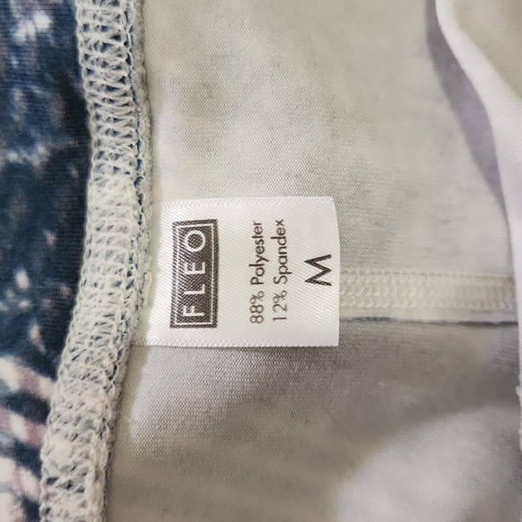 FLEO - Picture 2 of 2